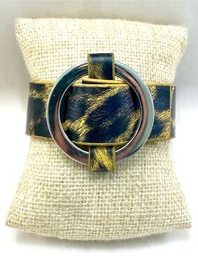 Vintage Wide Faux Leather Cuff Bracelet Cheetah Leopard O-Ring Circle Buckle